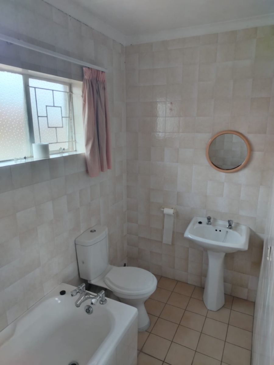 7 Bedroom Property for Sale in Bothasrus Eastern Cape